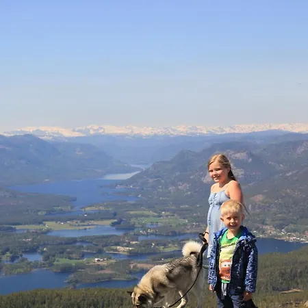 Lakeside Haven Vradal