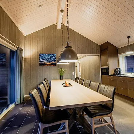 Lakeside Haven Chalet