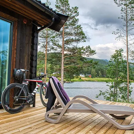 Lakeside Haven *