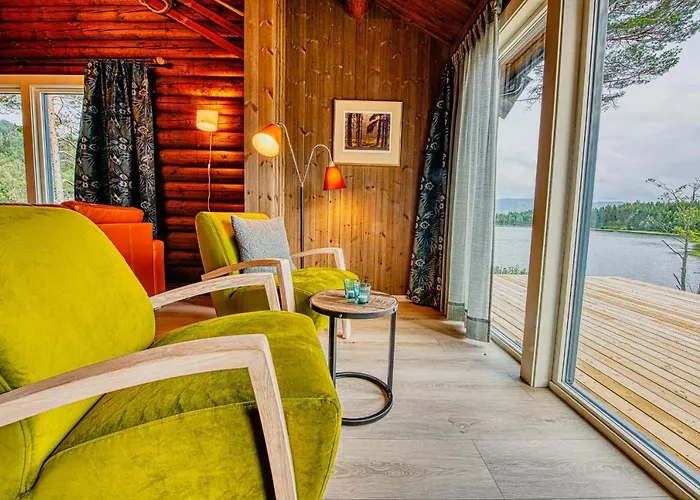 Lakeside Haven בקתה *