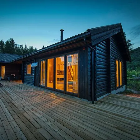 Lakeside Haven * Vradal