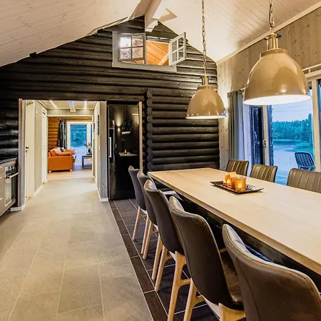 Lakeside Haven Chalet